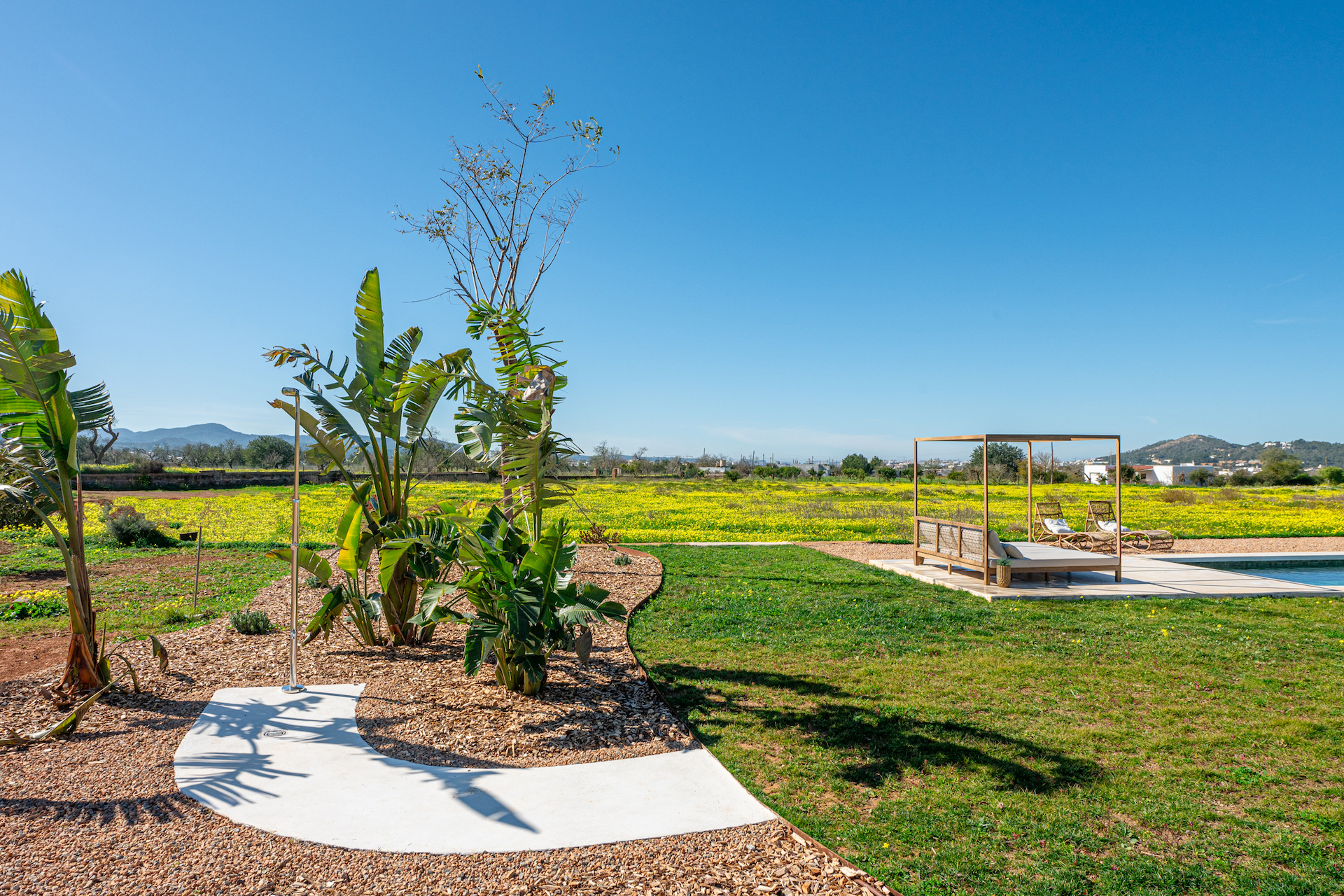 Resa Estates Ibiza te koop for sale finca modern garden.jpg